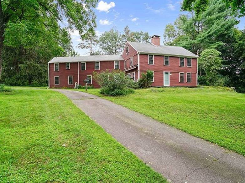 The Oldest House For Sale In Natick Was Built In 1710-0