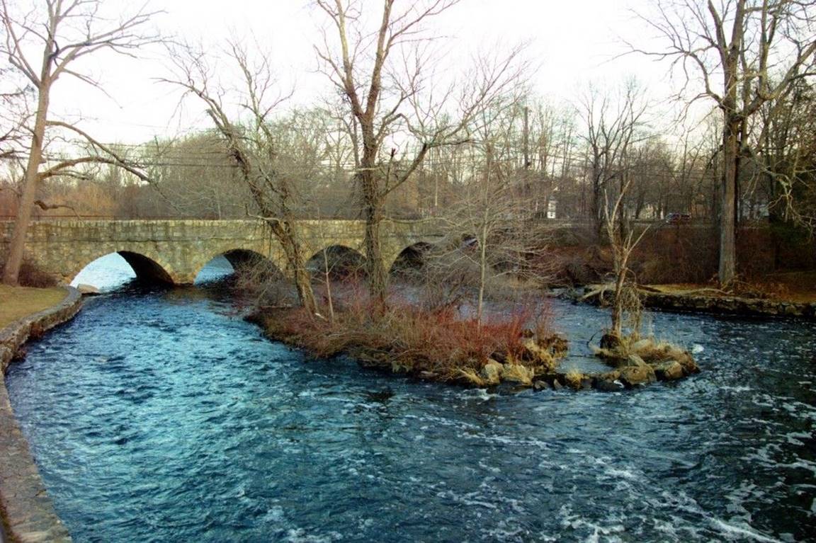 Charles River Dam, South Natick, MA | New england foliage, River, Natick